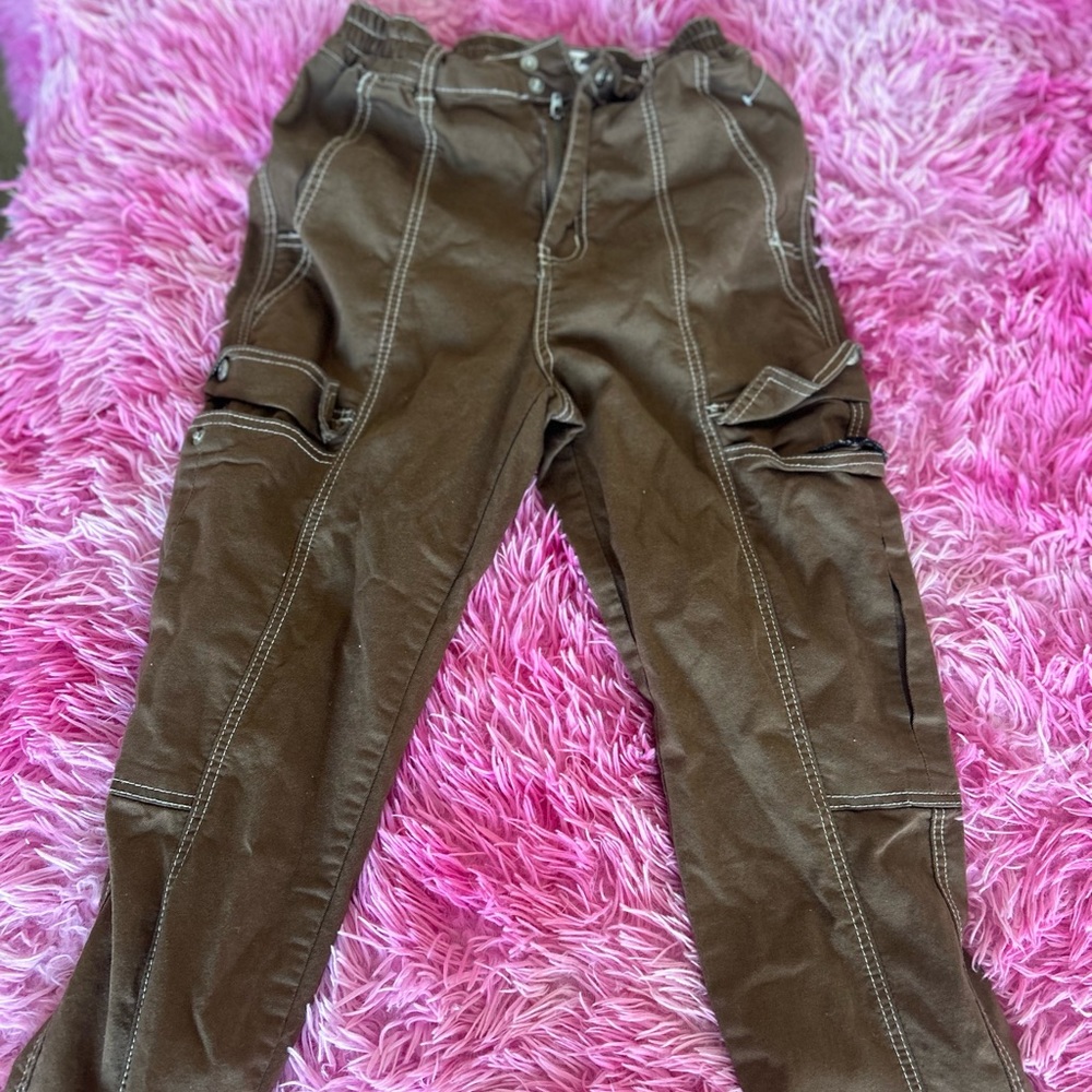 Brown cargo jeans